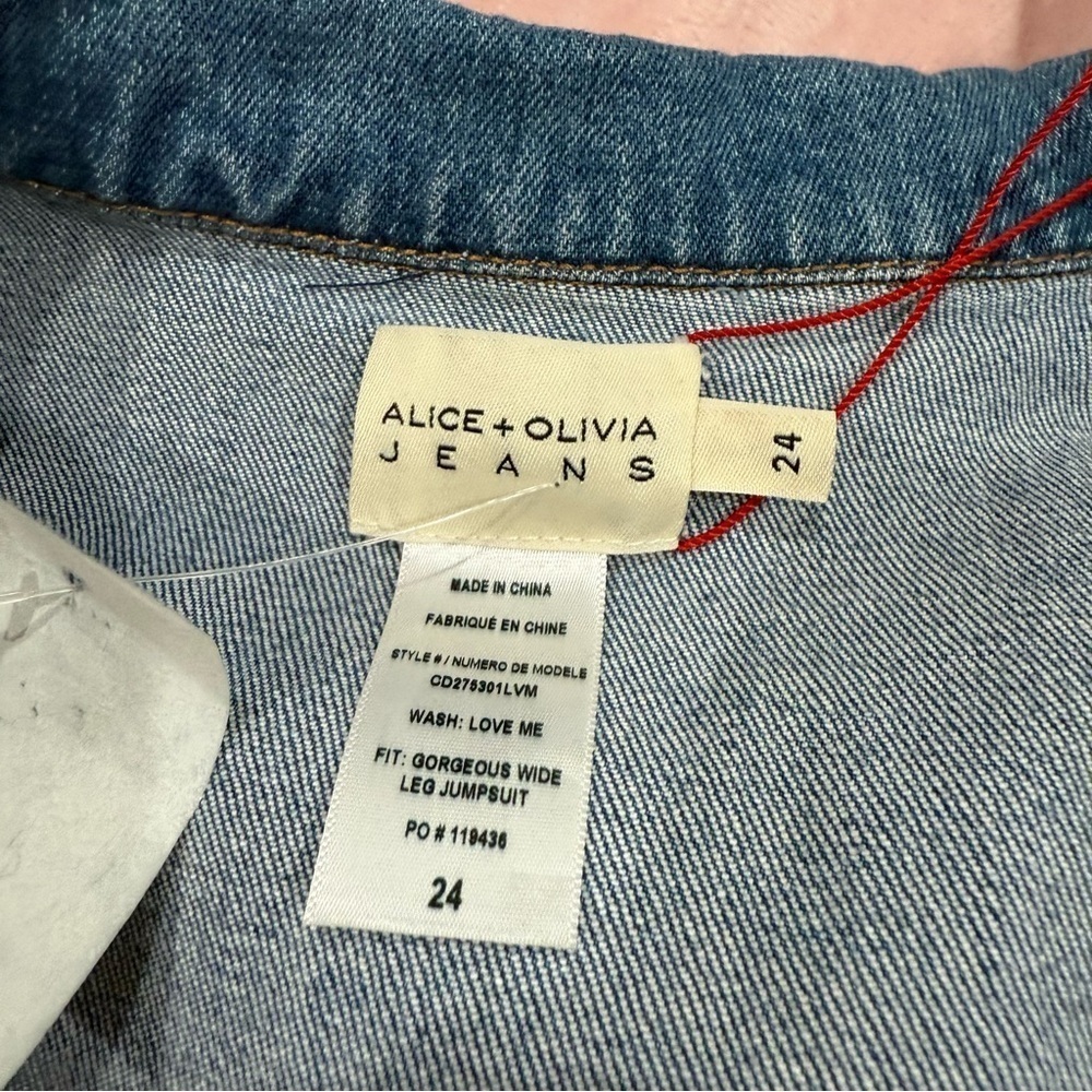 NWT Alive + Olivia Jumpsuit Gorgeous Wide Leg Zip Up Denim in Love Me Blue - Picture 11 of 16